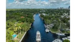 Buy a 2022 Azimut GRANDE 25 METRI 82 at Shestakov Yacht Sales