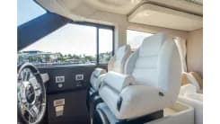 Buy a yacht 2025 Azimut Seadeck 6