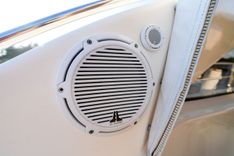 Buy a SANGRIA - Astondoa at Shestakov Yacht Sales