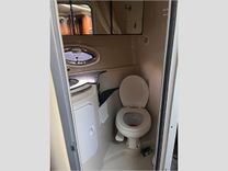 31' Four Winns 2007 318 price