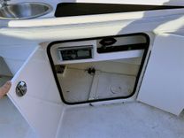 Buy a 26' Sea Ray 2014 260 Sundeck 2014 at Shestakov Yacht Sales