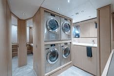 Купить яхту THE WOLF SD118 в Shestakov Yacht Sales