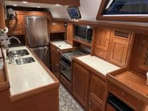 best yacht sales deals TRIUMPH - HYLAS