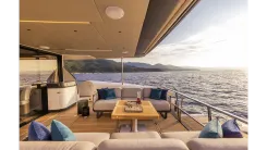 60 FLY - Absolute Yachts