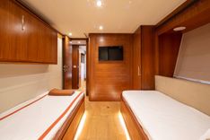 Купить яхту Navetta Crescendo 26 - Custom Line в Shestakov Yacht Sales