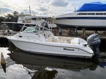 Купить яхту 25' Triton 2003 2486 25 в Shestakov Yacht Sales