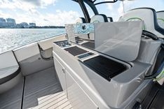 Лучшая цена на Trigger - Midnight Express Powerboats