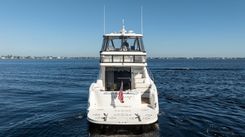 Купить Love & Luck II 580 Sedan Bridge