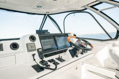 Лучшая цена на Love & Luck II 2007