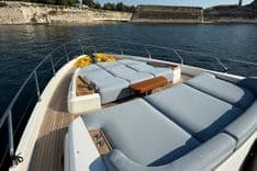 Buy a Azimut Fly 68 68 at Shestakov Yacht Sales