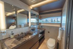 SERENITY Raised Pilothouse