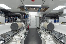 the best price on SERENITY Raised Pilothouse