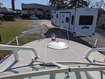 25' Hydra-Sports 2010 2500 VX price