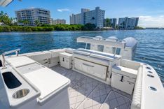 NO NAME 42 LUJO price