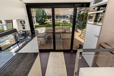 LUCKY ONE - PRESTIGE price