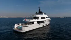 best yacht sales deals BEE EXPLORER 116