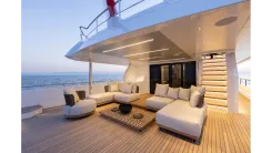 BEE EXPLORER - CUSTOM yacht sale