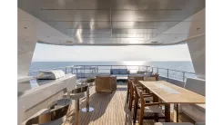 BEE EXPLORER - CUSTOM yacht sale