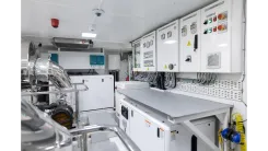 BEE EXPLORER 116 yacht sale