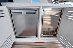 the best price on Misty K 76 Yacht