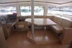 Buy a yacht Crates 4.5