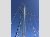 34' Hunter 2000 340 price