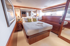 Buy a yacht Seahawk Motoryacht