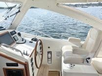 Buy a yacht BONNE FETE MJM 34z Hardtop Express
