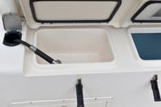 the best price on Lindsay Caroline 2012