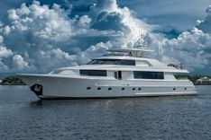 best yacht sales deals Lila Cuy - WESTPORT