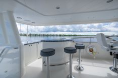 the best price on Lila Cuy