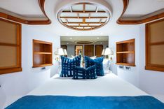 the best price on Lila Cuy - WESTPORT