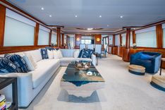 Lila Cuy 112 yacht sale