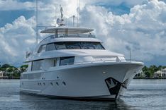 Buy a yacht Lila Cuy