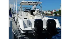 Buy a yacht 2005 Boston Whaler 305 Conquest - Boston Whaler