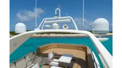 best yacht sales deals 2005 Azimut 68E 70