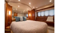 2005 Azimut 68E 70