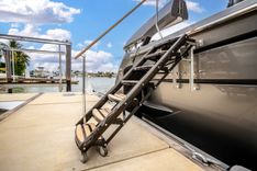 Продажа яхты Partnership IV - Azimut Yachts