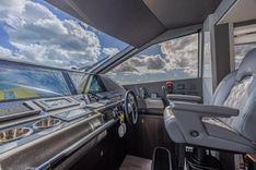 Buy a yacht HIDEOUT - Sunseeker