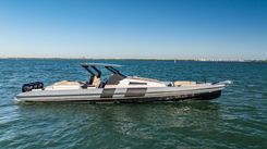 Buy a yacht SEVEN 500R