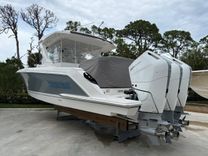 best yacht sales deals DIAMOND PEARL 38 LS
