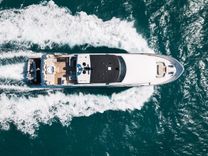 the best price on LA-LA-LA 106