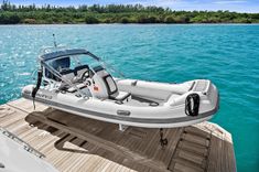 Buy a LA-LA-LA 32L at Shestakov Yacht Sales