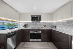 LA-LA-LA 32L yacht sale