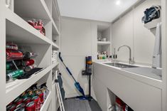 LA-LA-LA 2024 yacht sale