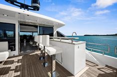 best yacht sales deals LA-LA-LA 106