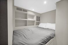 the best price on LA-LA-LA - Ocean Alexander