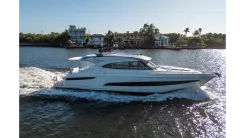 Купить яхту WATER DOG 54 в Shestakov Yacht Sales