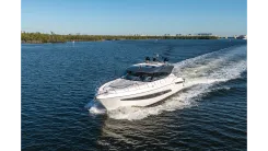 Стоимость яхты WATER DOG 5400 Sport Yacht
