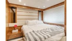 Buy a yacht Indecent Proposal IV